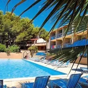 Sur 30m2 T2 Avec Terrasse Piscine 10min à Pied De La Appartement