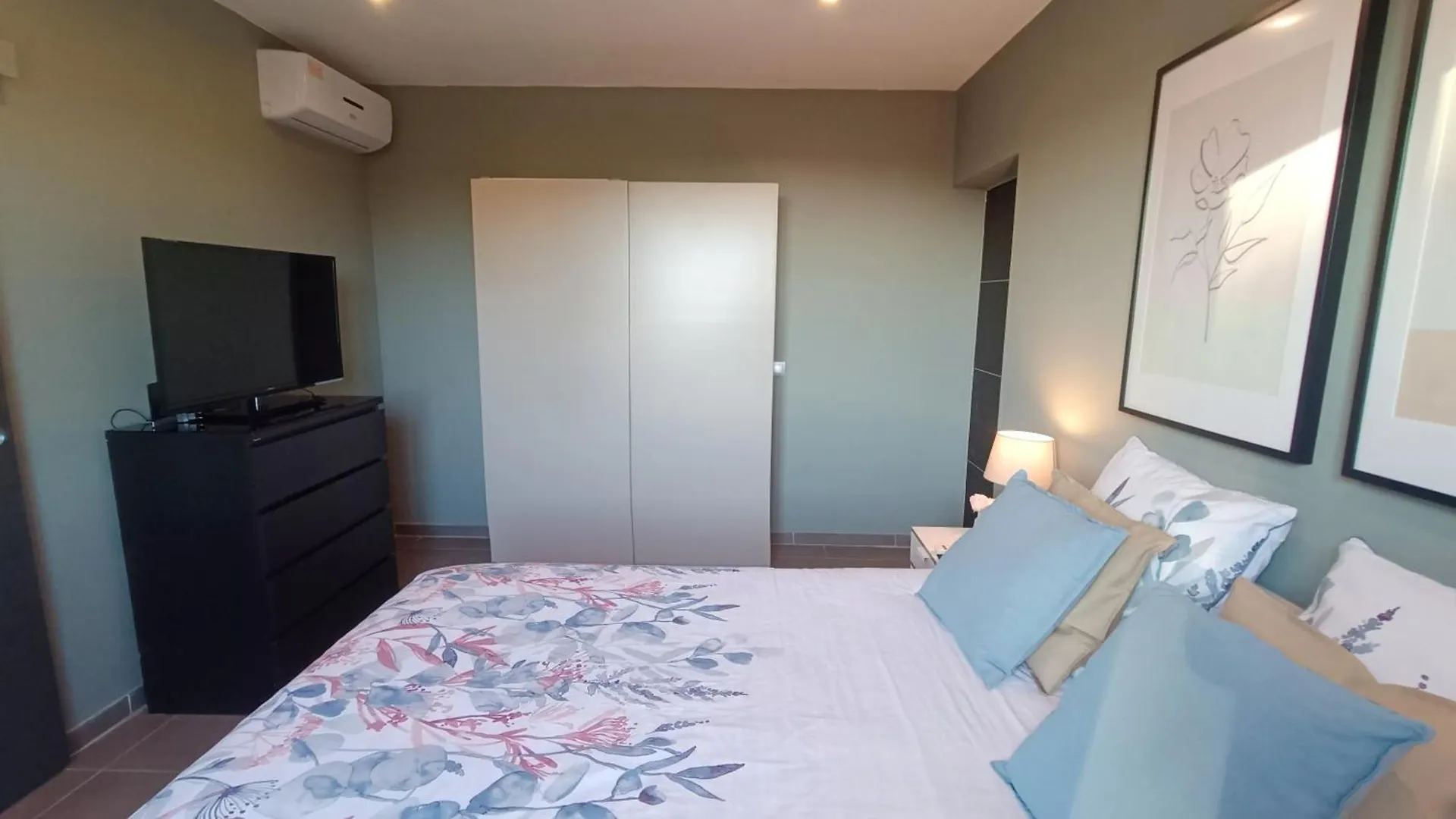 Appartement Pinede Man Yelle Sanary-sur-Mer